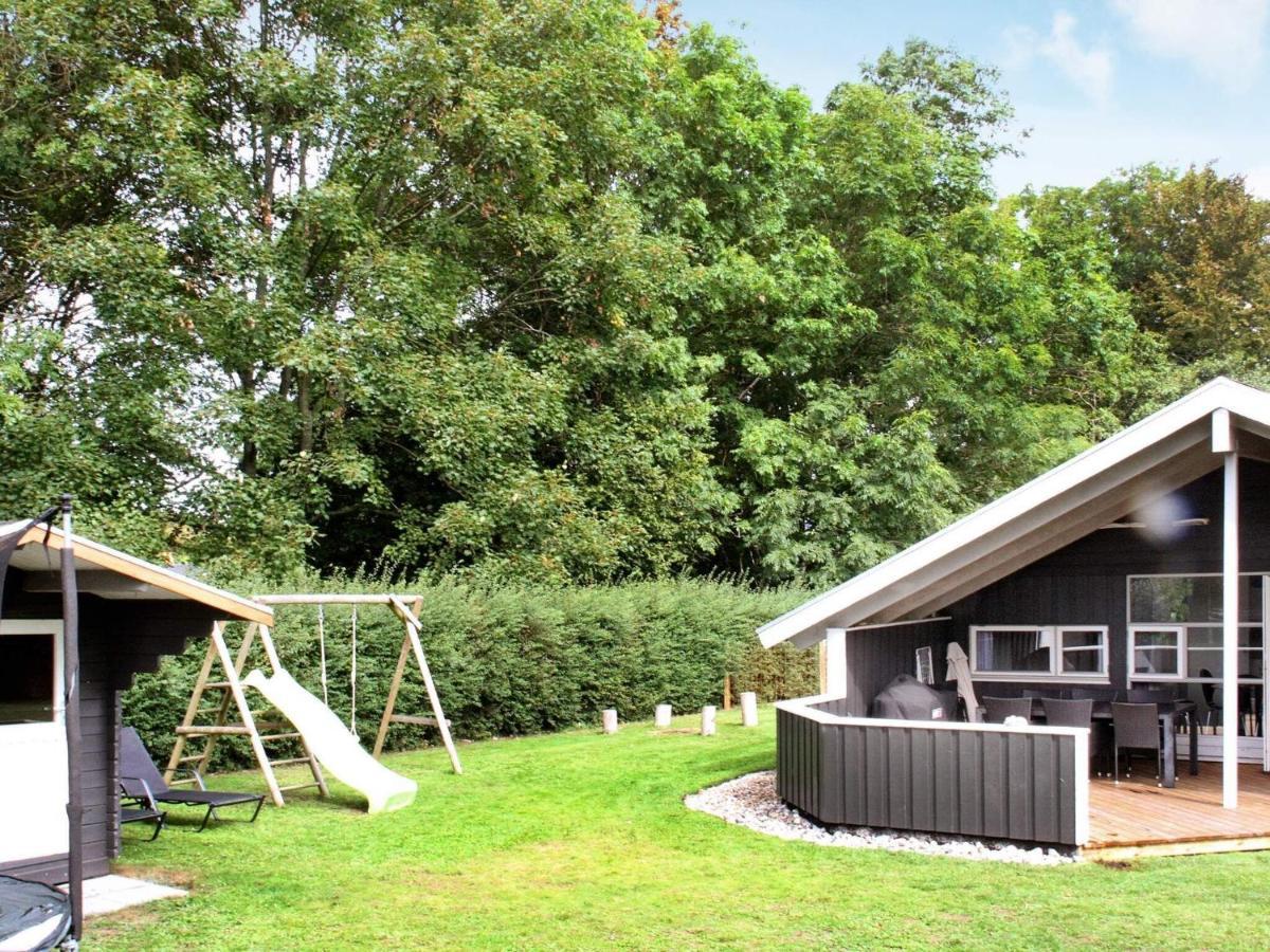 Four-Bedroom Holiday Home In Sydals 4 Viboge Luaran gambar